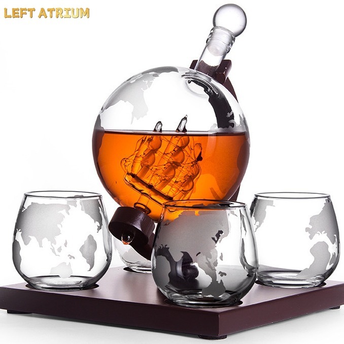Glass globe shaped decanter, w - огляд і ціна Decanter Globe Set